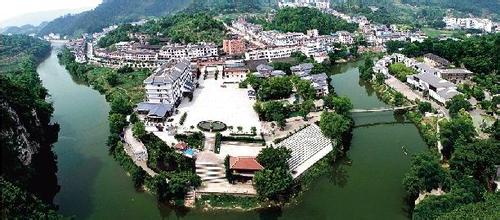 加快培育特色小鎮,著力搭建發展平臺