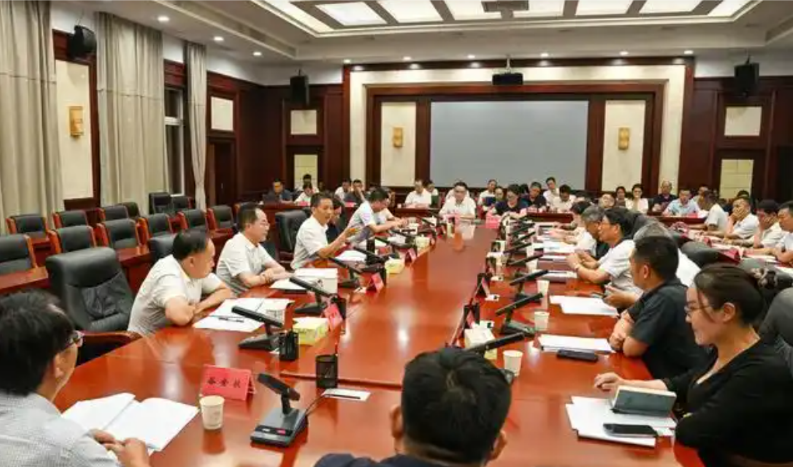 受邀參加懷化市“十五五”先進制造業(yè)發(fā)展專題座談會 李文輝院長建言有三